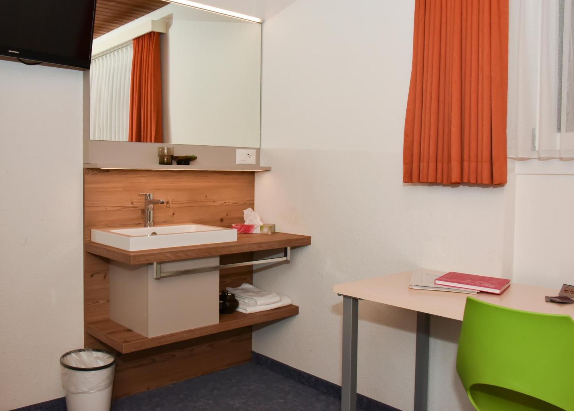 Hotel Krone Attinghausen Værelse billede