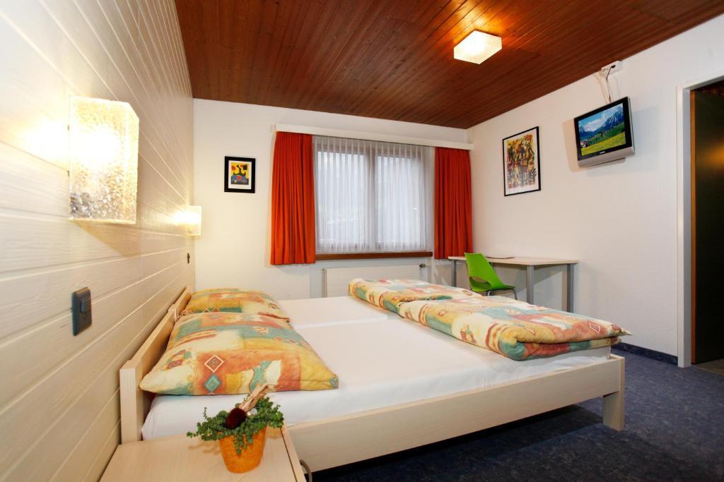 Hotel Krone Attinghausen Værelse billede